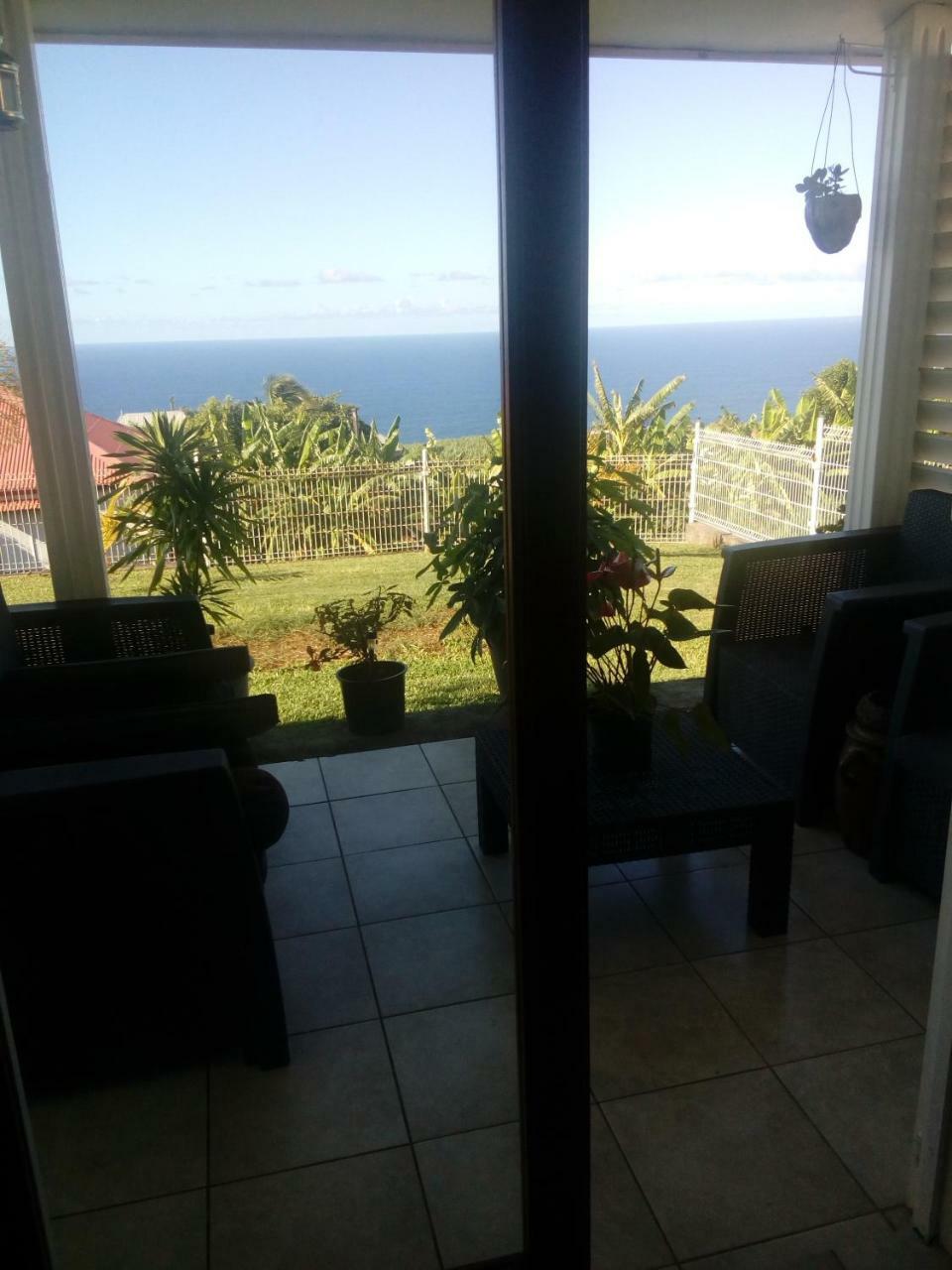 Chambre vue sur mer entre Grande Anse et Manapany Petite Île Extérieur photo